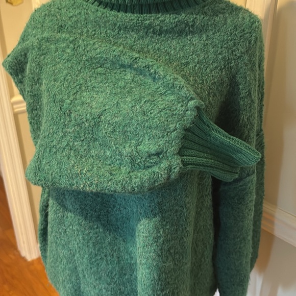 Free People balloon sleeves turtleneck sweater - Picture 2 of 12